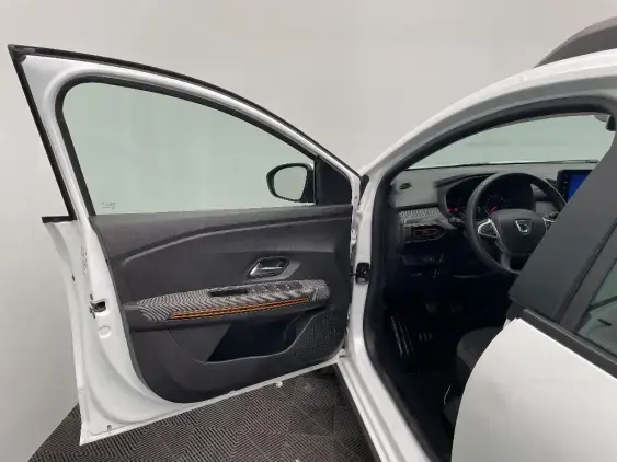 DACIA SANDERO III - voiture d'occasion - Photo 19