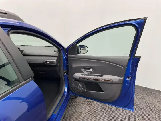 DACIA SANDERO III - voiture d'occasion - Photo 20