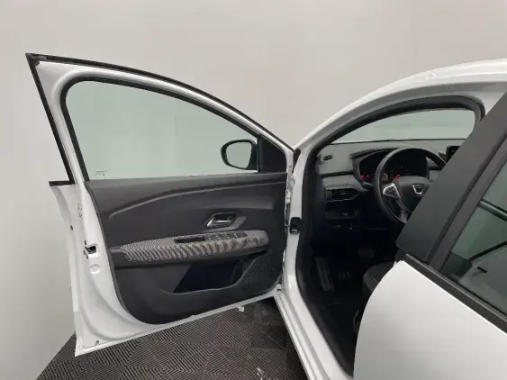 DACIA SANDERO III - voiture d'occasion - Photo 19