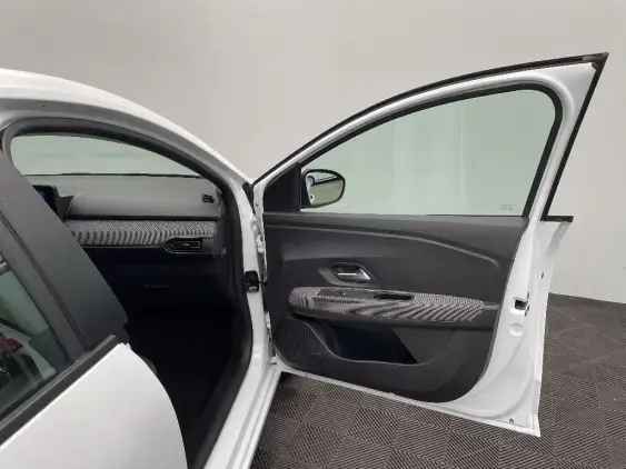DACIA SANDERO III - voiture d'occasion - Photo 20