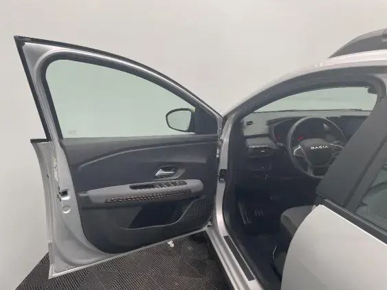 DACIA SANDERO III - voiture d'occasion - Photo 19