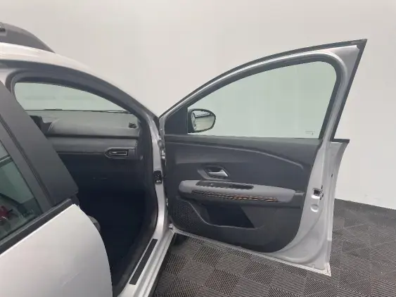 DACIA SANDERO III - voiture d'occasion - Photo 20