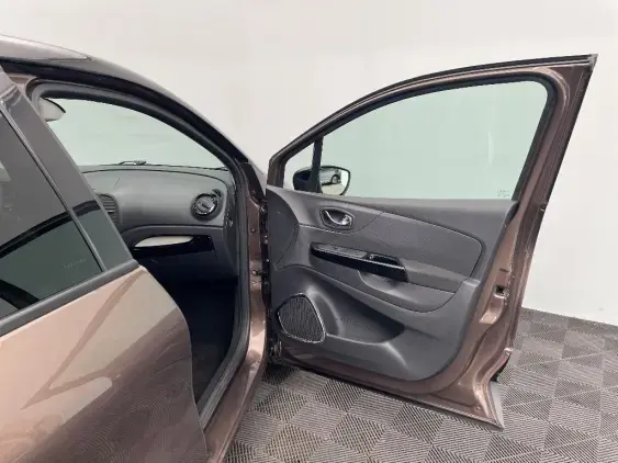 RENAULT CAPTUR - voiture d'occasion - Photo 20