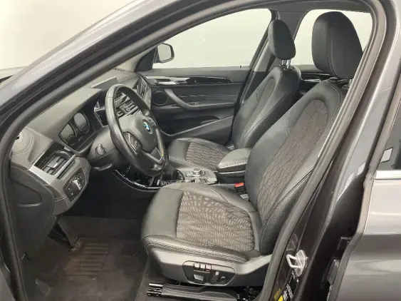 BMW X1 F48 LCI - voiture d'occasion - Photo 17