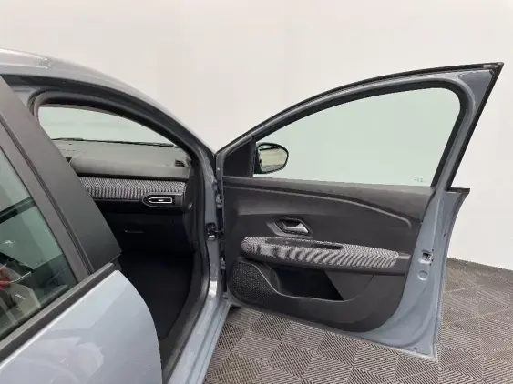 DACIA SANDERO III - voiture d'occasion - Photo 20