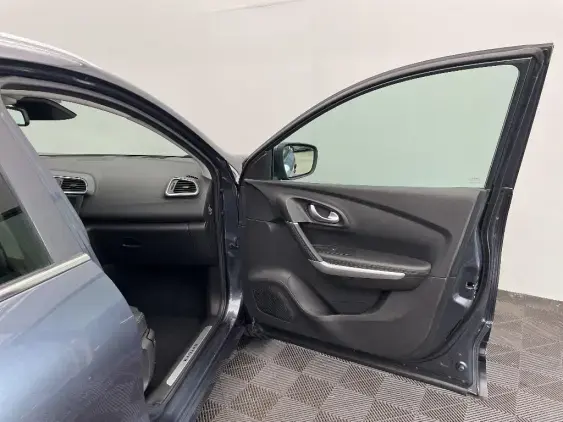 RENAULT KADJAR - voiture d'occasion - Photo 20