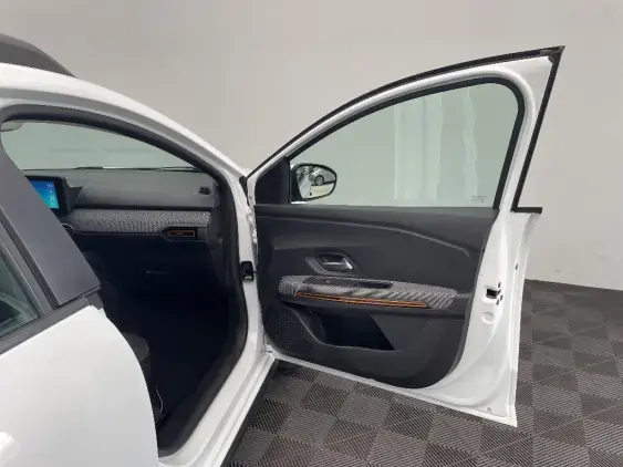 DACIA SANDERO III - voiture d'occasion - Photo 20
