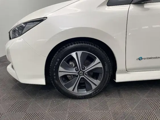 NISSAN LEAF II - voiture d'occasion - Photo 22