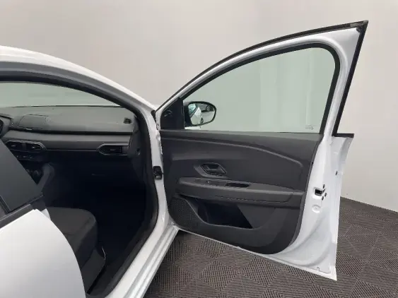 DACIA SANDERO III - voiture d'occasion - Photo 19