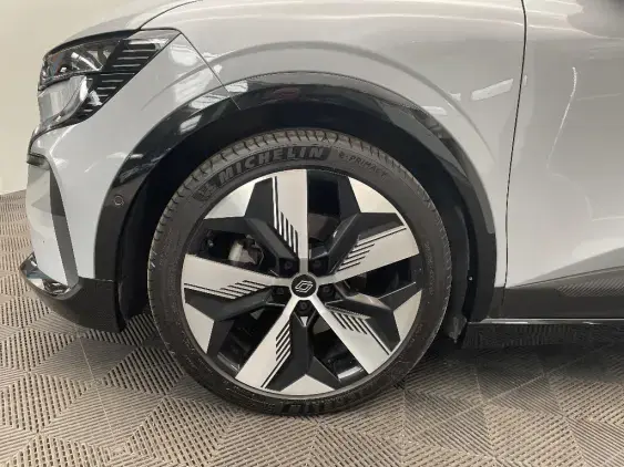 RENAULT MEGANE V - voiture d'occasion - Photo 22