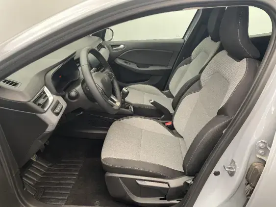 RENAULT CLIO V - voiture d'occasion - Photo 18