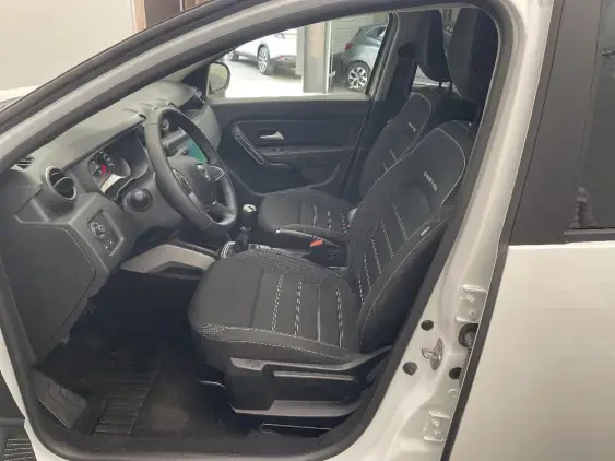 DACIA DUSTER II - voiture d'occasion - Photo 17