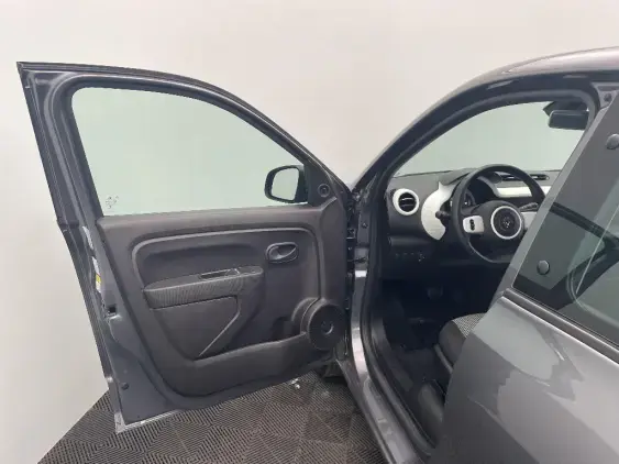 RENAULT TWINGO ELECTRIQUE III - voiture d'occasion - Photo 18
