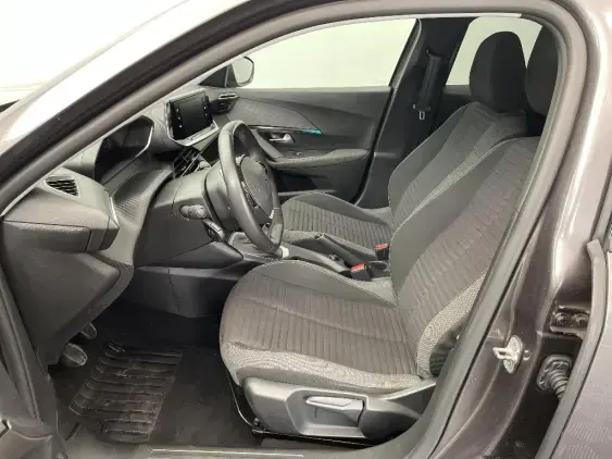 PEUGEOT 2008 II - voiture d'occasion - Photo 18
