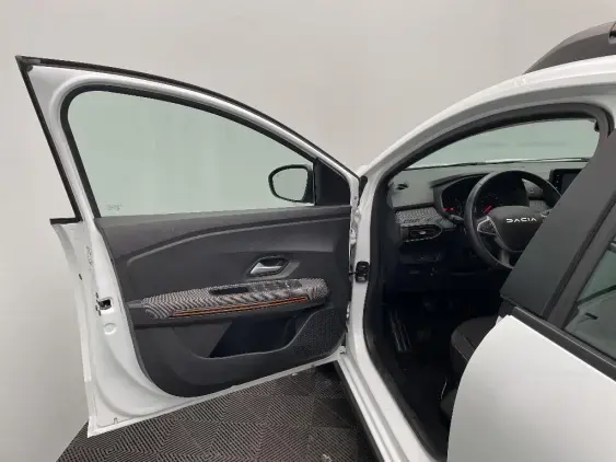 DACIA SANDERO III - voiture d'occasion - Photo 18
