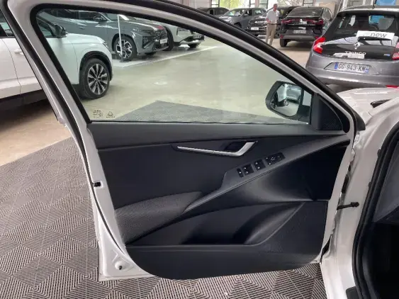 KIA NIRO II - voiture d'occasion - Photo 18