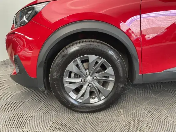 PEUGEOT 2008 II - voiture d'occasion - Photo 22