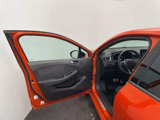 RENAULT CLIO V - voiture d'occasion - Photo 19