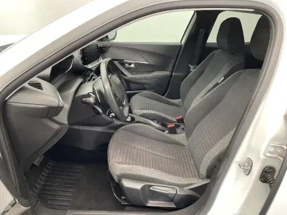 PEUGEOT 2008 II - voiture d'occasion - Photo 18