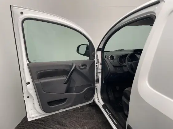 RENAULT KANGOO EXPRESS II - voiture d'occasion - Photo 17