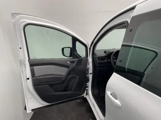 RENAULT KANGOO III - voiture d'occasion - Photo 18