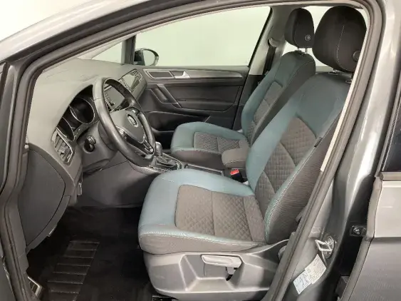 VOLKSWAGEN GOLF SPORTSVAN - voiture d'occasion - Photo 18