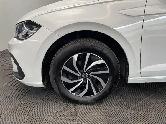 VOLKSWAGEN POLO VI - voiture d'occasion - Photo 22