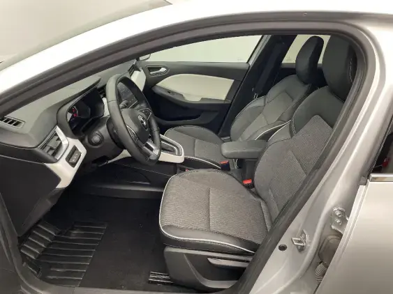 RENAULT CLIO V - voiture d'occasion - Photo 18