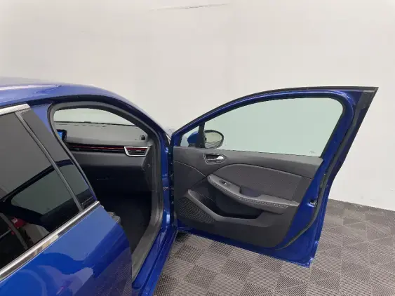 RENAULT CLIO V - voiture d'occasion - Photo 20