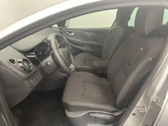 RENAULT CLIO IV - voiture d'occasion - Photo 18
