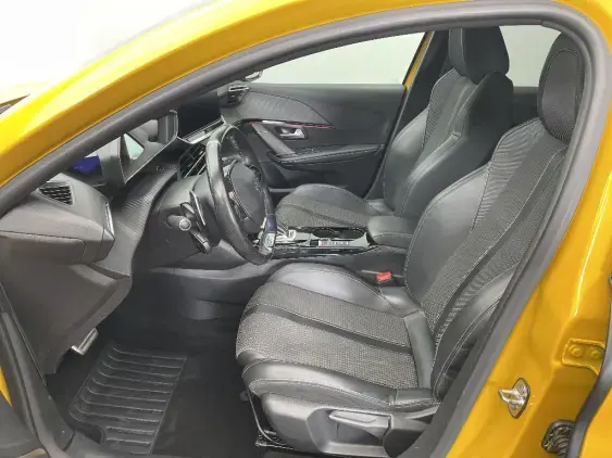 PEUGEOT 208 II - voiture d'occasion - Photo 18