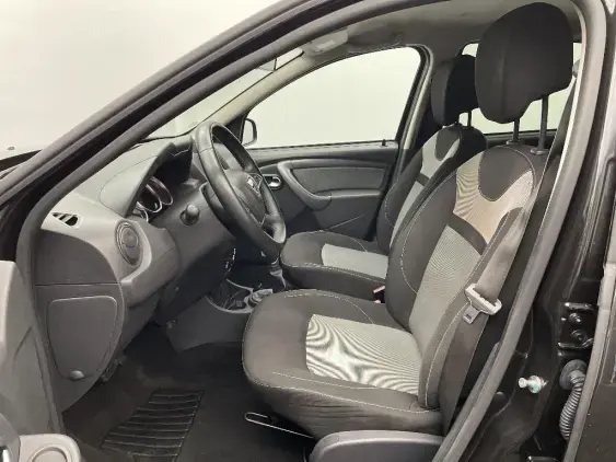 DACIA DUSTER - voiture d'occasion - Photo 18