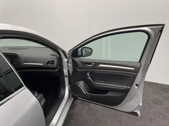 RENAULT MEGANE IV - voiture d'occasion - Photo 20