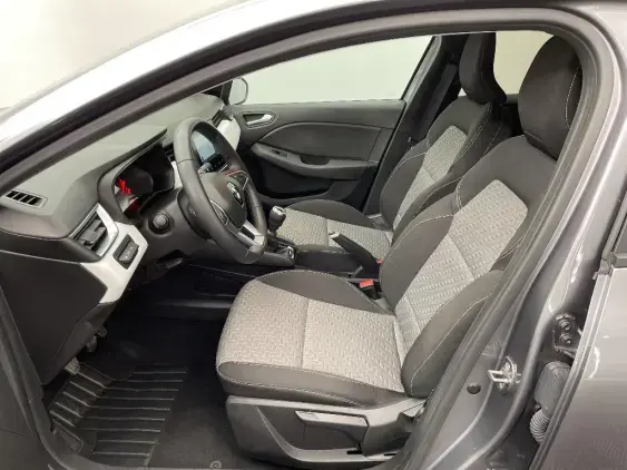 RENAULT CLIO V - voiture d'occasion - Photo 18