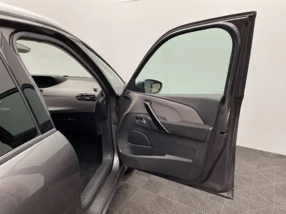 CITROEN GRAND C4 SPACETOURER I - voiture d'occasion - Photo 19