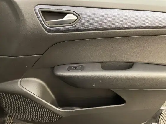 RENAULT ARKANA - voiture d'occasion - Photo 20