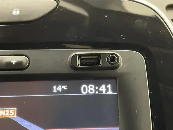 RENAULT CAPTUR - voiture d'occasion - Photo 21