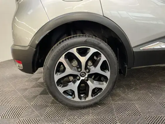 RENAULT CAPTUR - voiture d'occasion - Photo 25