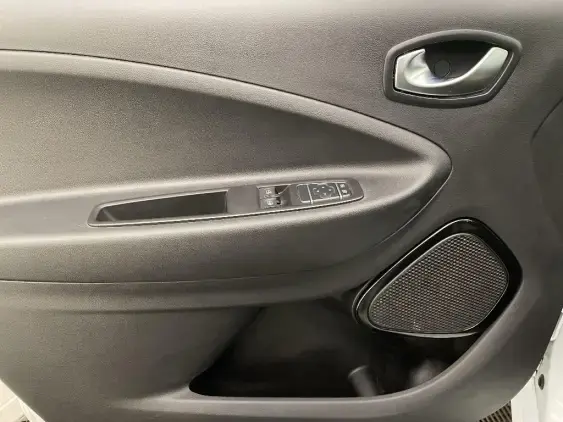 RENAULT ZOE REVERSIBLE - voiture d'occasion - Photo 19