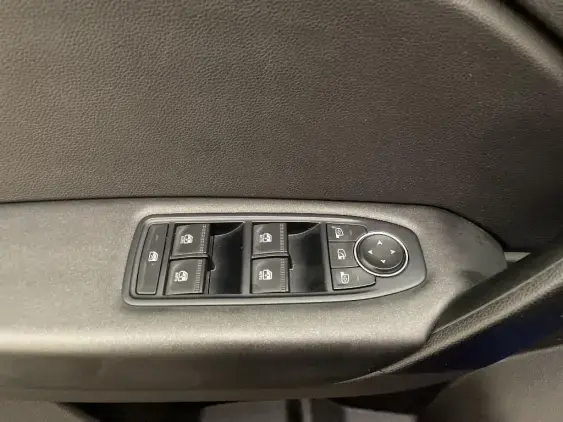 RENAULT CAPTUR II - voiture d'occasion - Photo 17