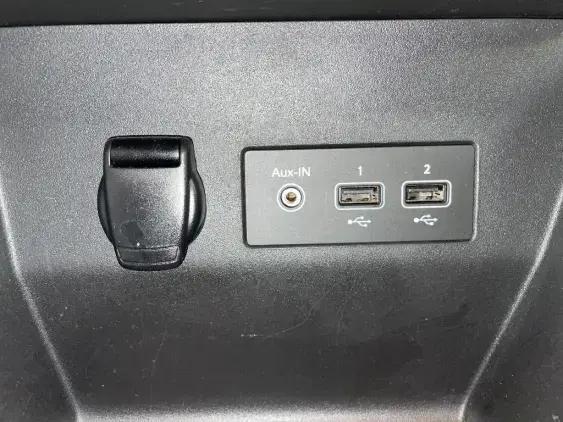 RENAULT CLIO V - voiture d'occasion - Photo 21