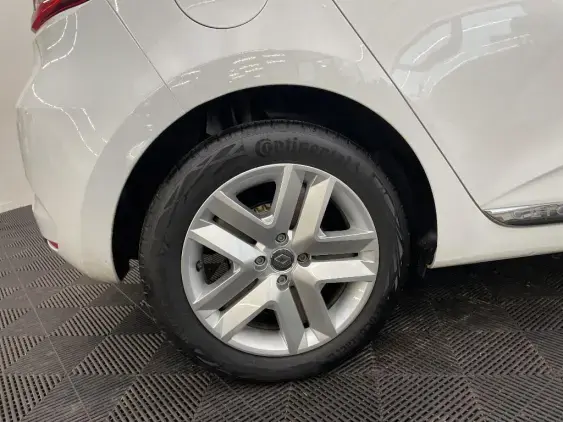 RENAULT CLIO V - voiture d'occasion - Photo 25