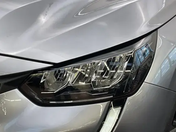 PEUGEOT 208 BUSINESS R II - voiture d'occasion - Photo 22