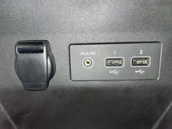 RENAULT CLIO V - voiture d'occasion - Photo 21