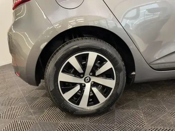 RENAULT CLIO V - voiture d'occasion - Photo 25