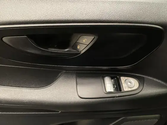 MERCEDES VITO III - voiture d'occasion - Photo 17