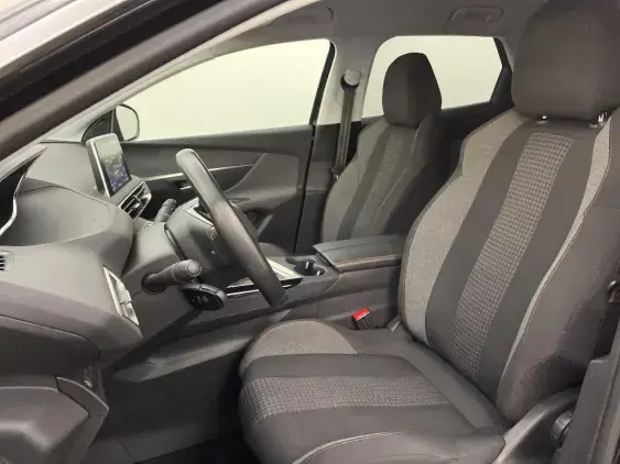 PEUGEOT 3008 II - voiture d'occasion - Photo 18