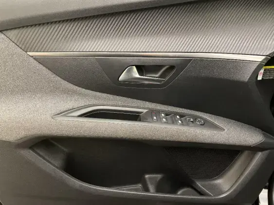 PEUGEOT 3008 II - voiture d'occasion - Photo 19