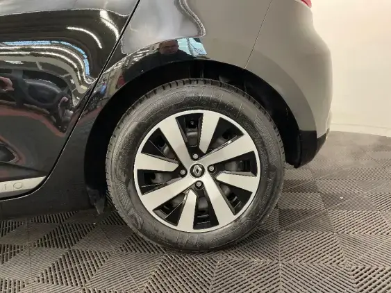 RENAULT CLIO V - voiture d'occasion - Photo 24