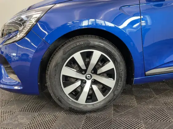 RENAULT CLIO V - voiture d'occasion - Photo 23